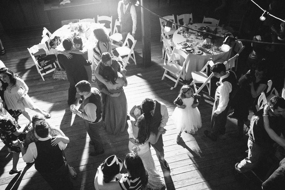 Copyright, Nicole diGiorgio - Sweetness and Light Wedding Photography